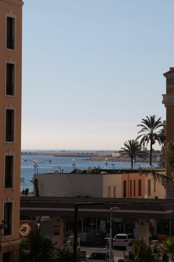 Stylish 2 Room Flat 60 Meters To The Beach Nice Eksteriør billede