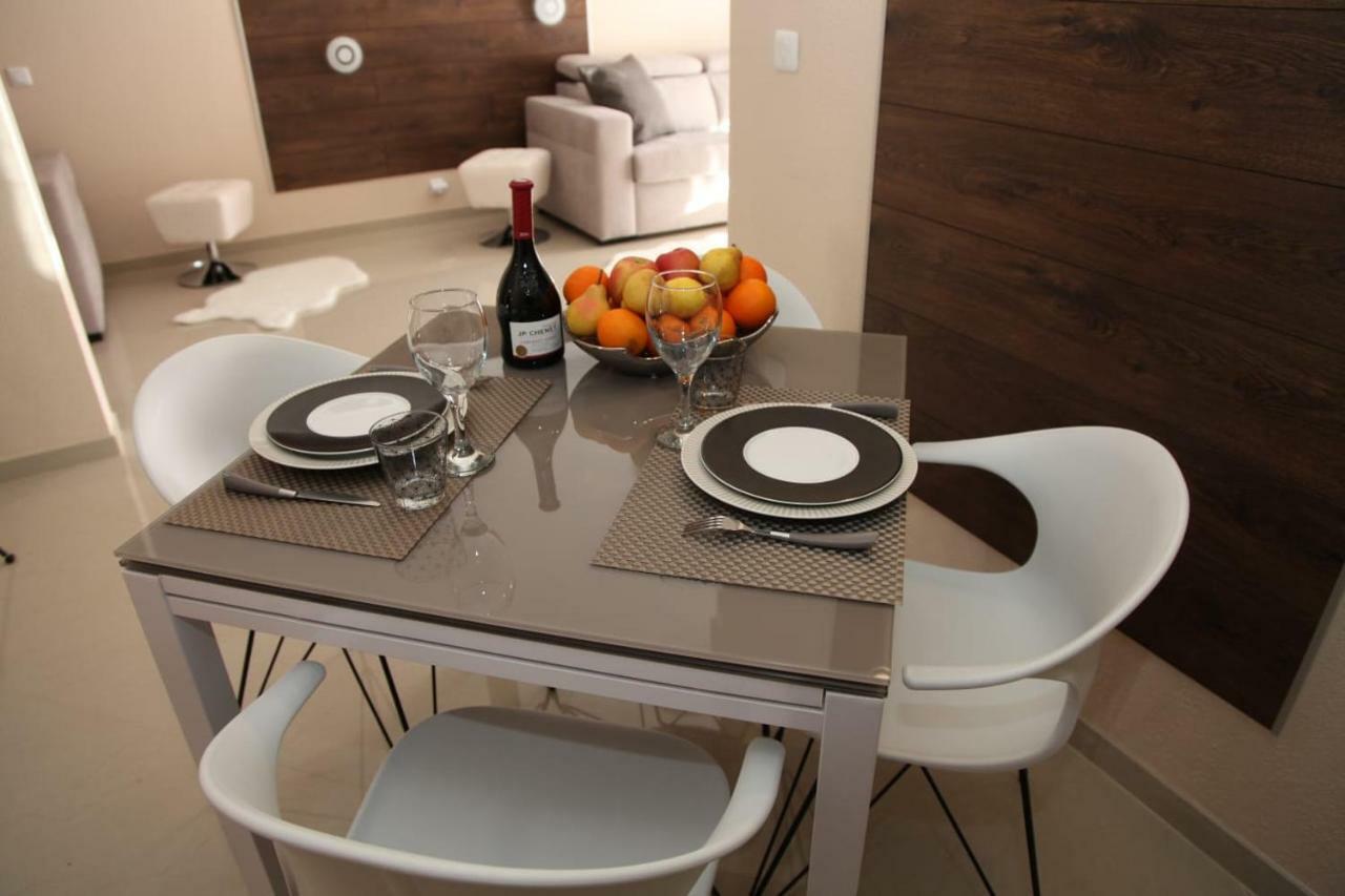 Stylish 2 Room Flat 60 Meters To The Beach Nice Eksteriør billede