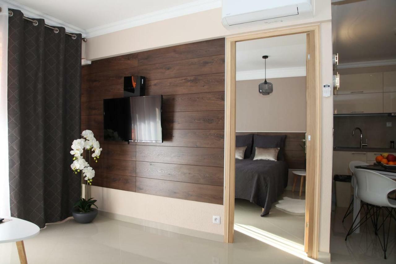 Stylish 2 Room Flat 60 Meters To The Beach Nice Eksteriør billede