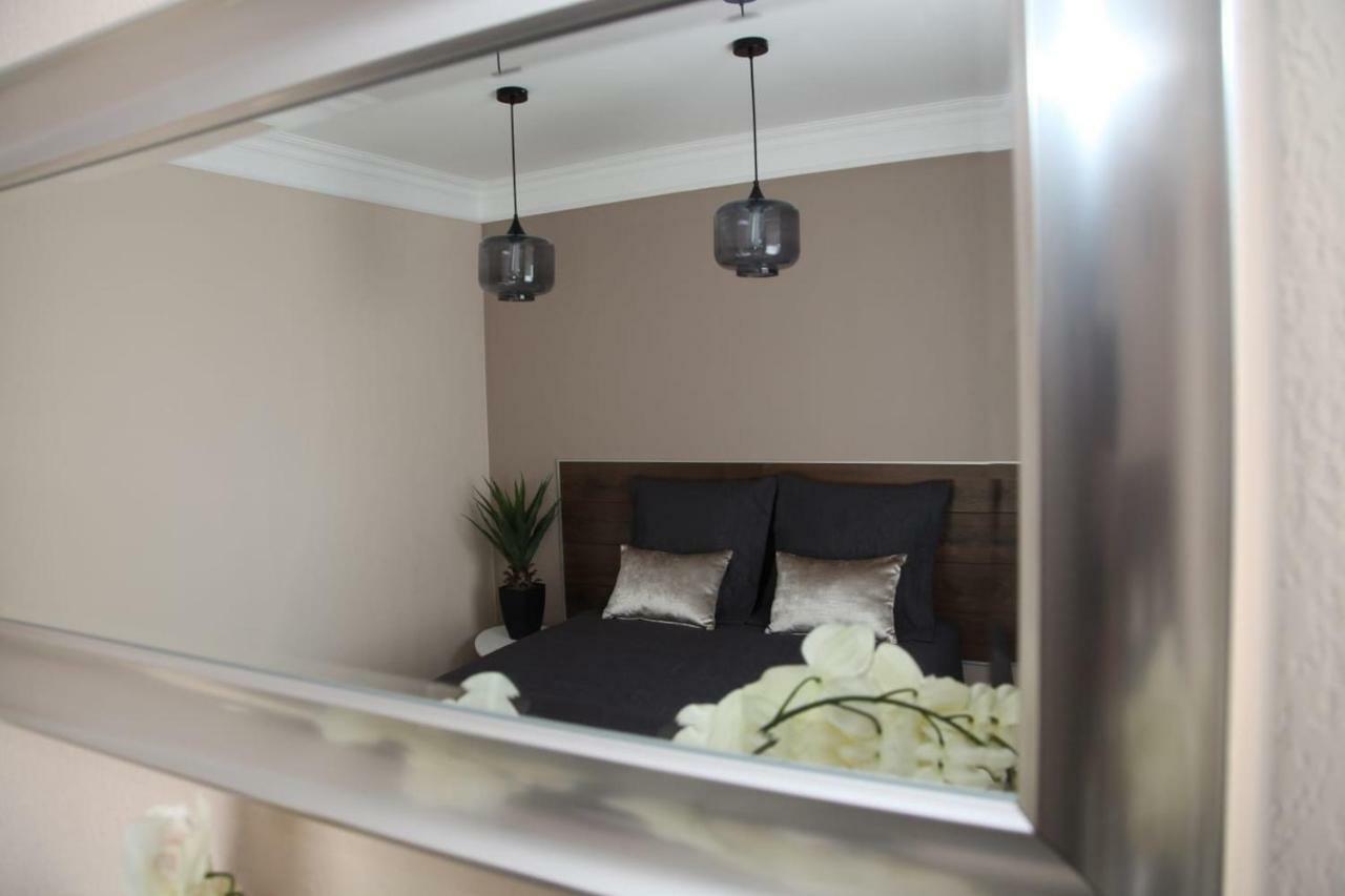 Stylish 2 Room Flat 60 Meters To The Beach Nice Eksteriør billede